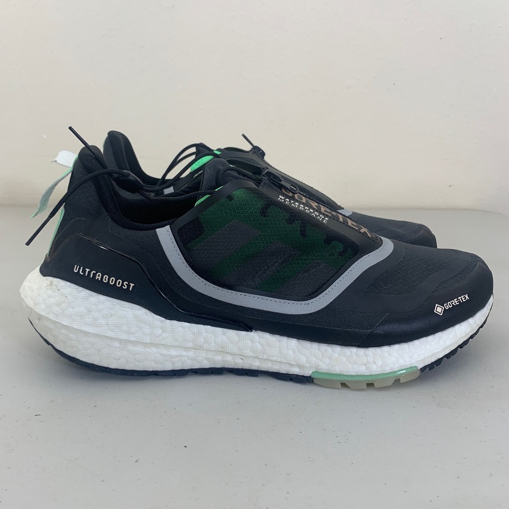 Adidas Ultraboost 22 GTX Sneakers Mens 13 Black Green Waterproof Running GX9127